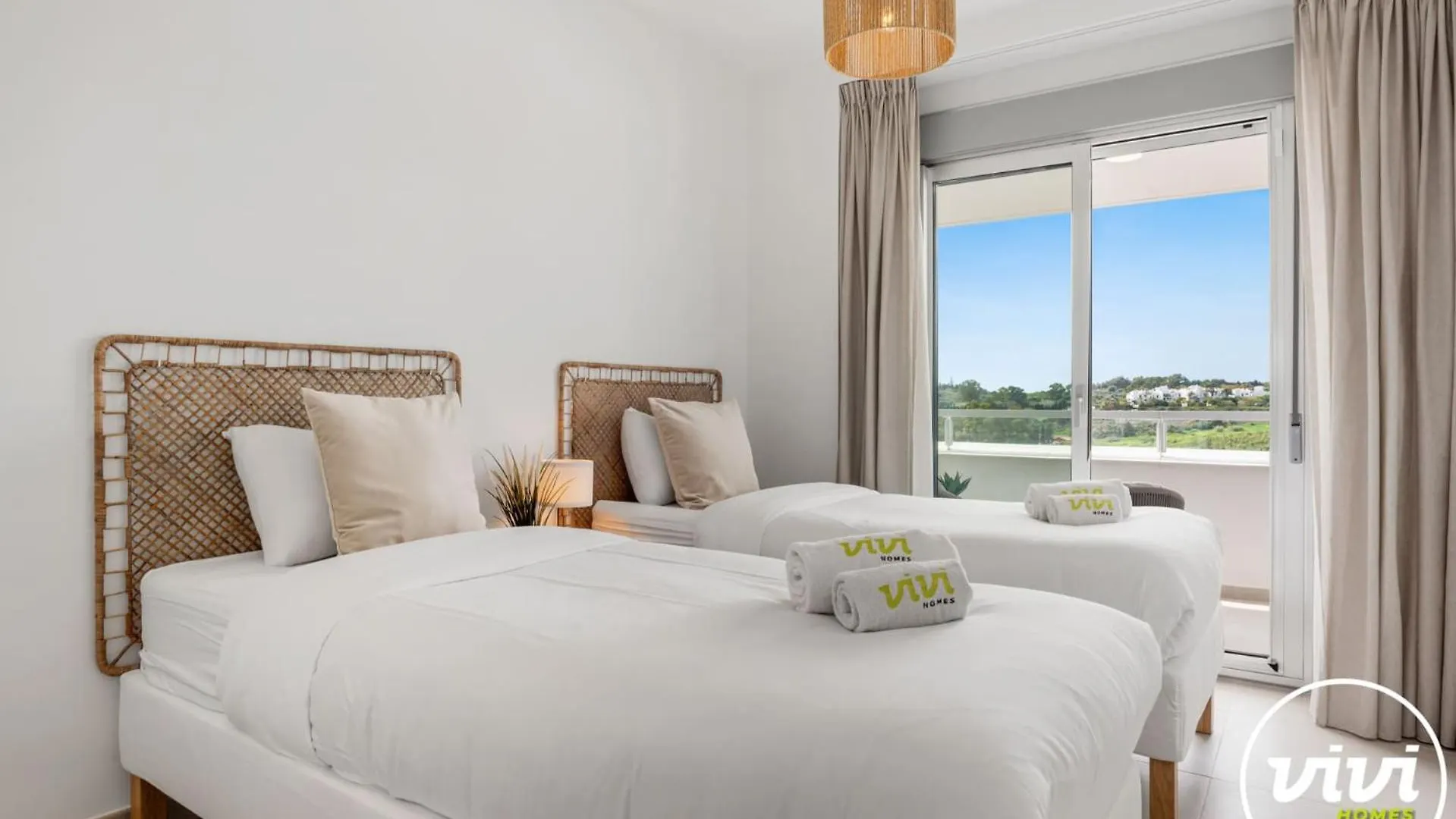 Vivi Homes - Casa Oceana Estepona İspanya