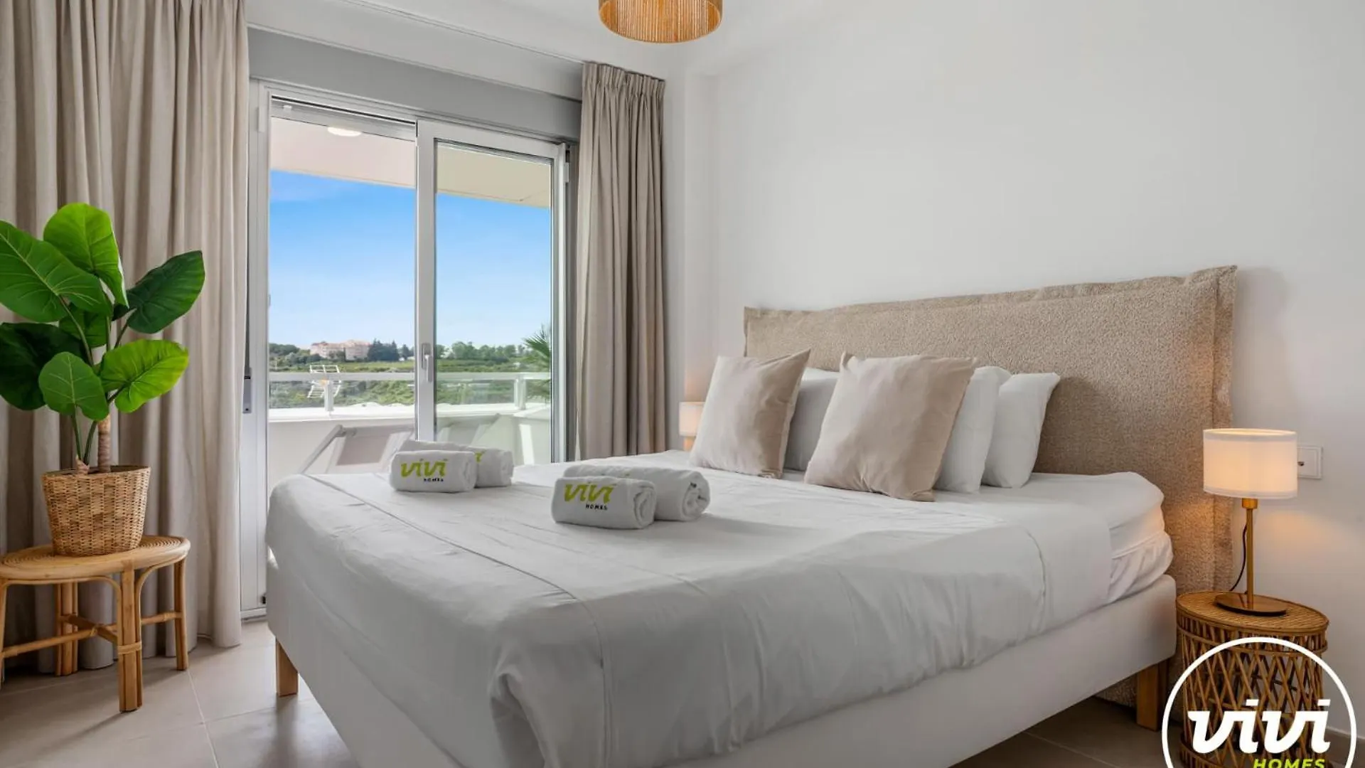 Vivi Homes - Casa Oceana Estepona 0*,  Spanien